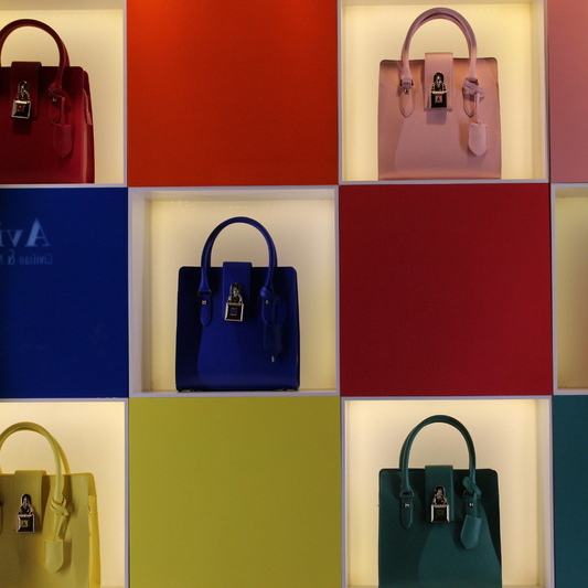 How to Spot a Fake Designer Handbag - Pursenalities_uk