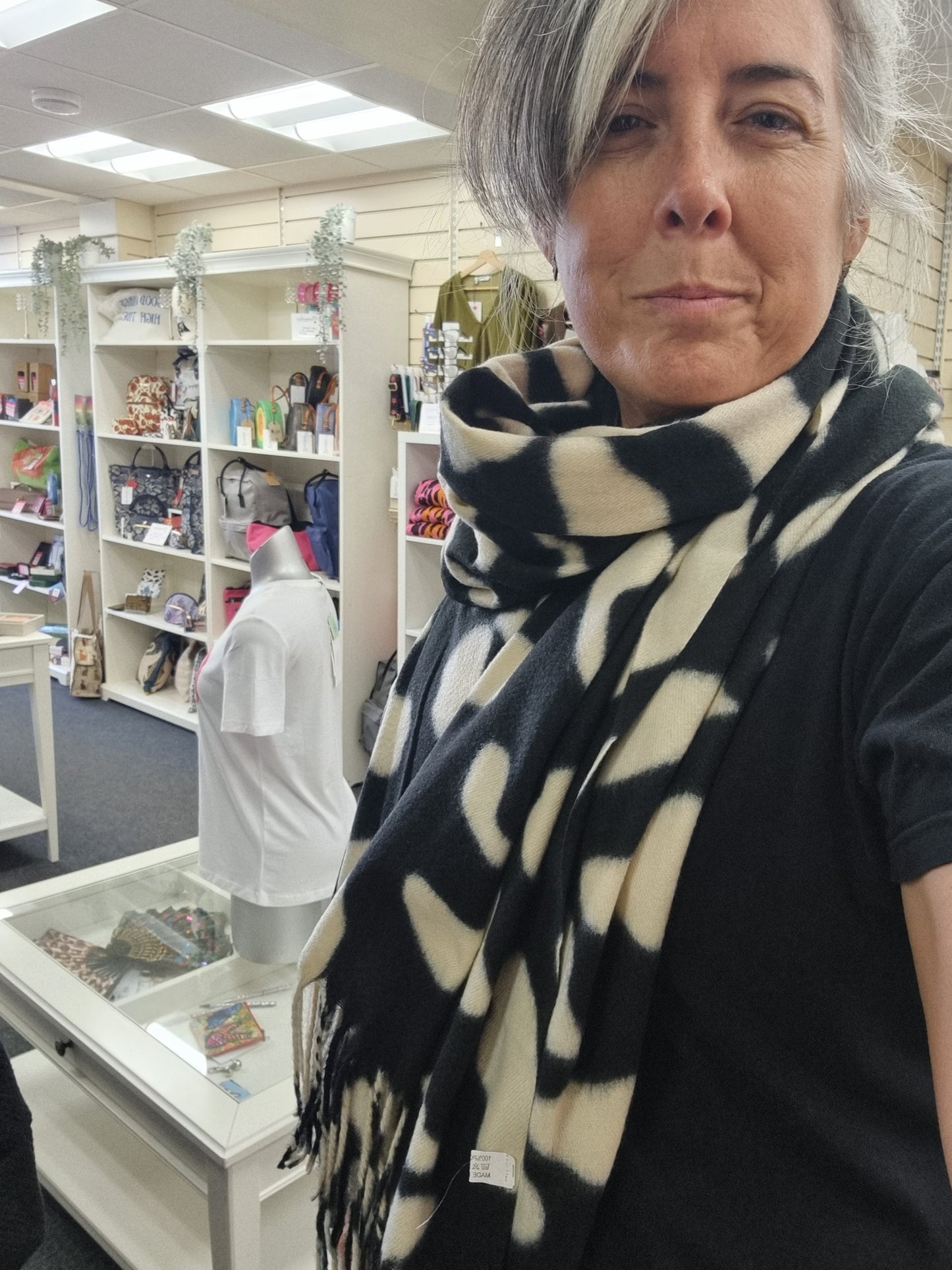 Giraffe Print soft tassel Scarf