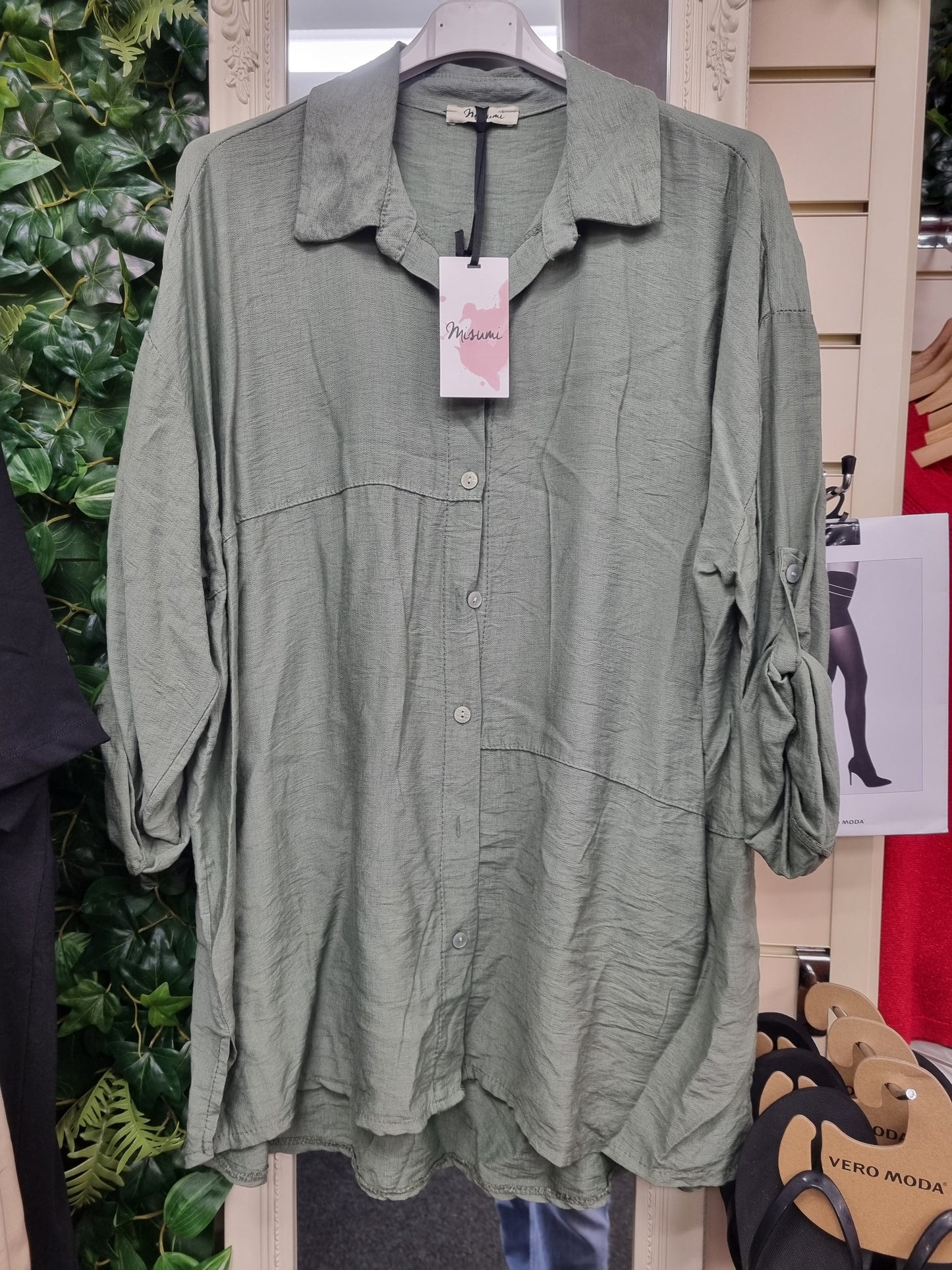 Italian Roll sleeve shell button shirt